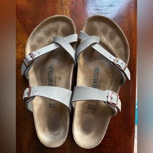 Birkenstock Light Brown Sandals